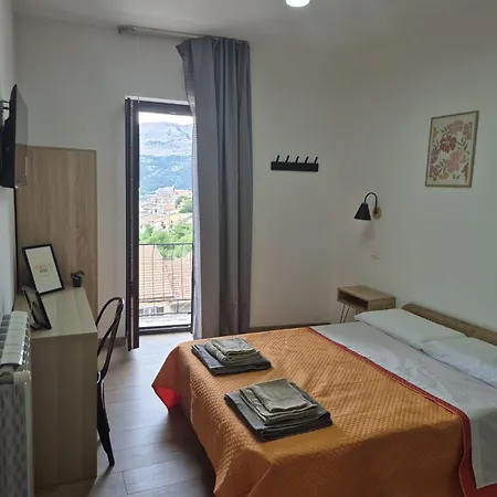 La Casetta Di Cecè 3* Celano