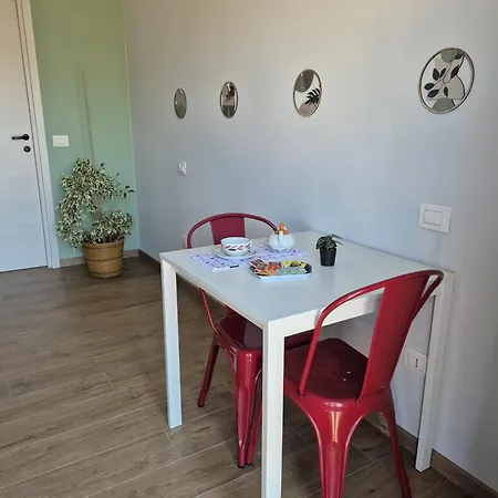 La Casetta Di Cece Frühstückspension *