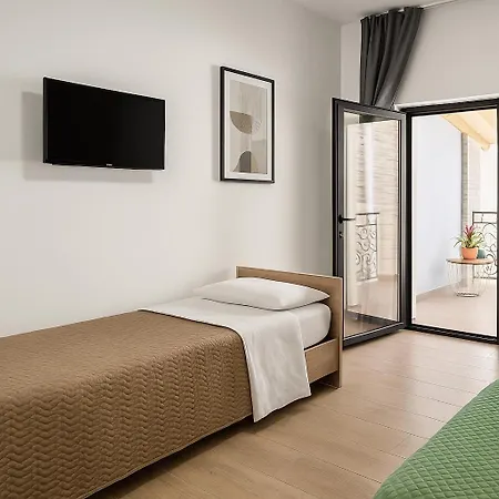 La Casetta Di Cecè 3* Celano