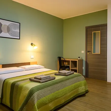 Bed and Breakfast La Casetta Di Cece 3*